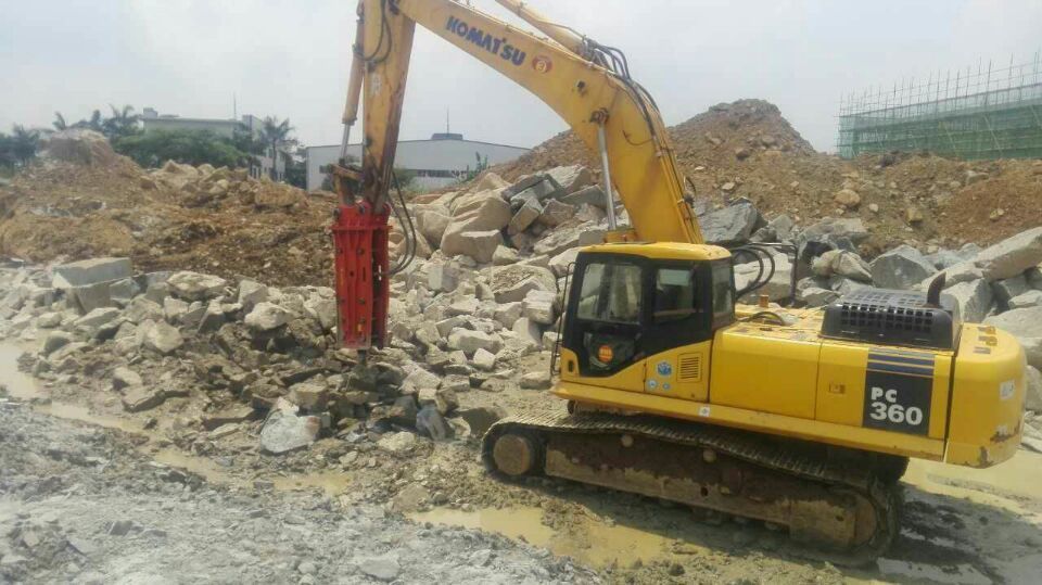 Latest company Cases about Essential Maintenance Practices to Extend Your Hydraulic Hammer's Lifespan